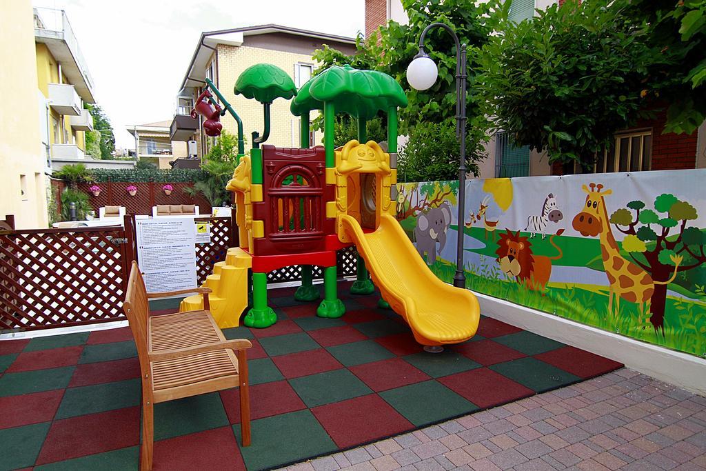 Hotel Bellerofonte Rimini Ngoại thất bức ảnh